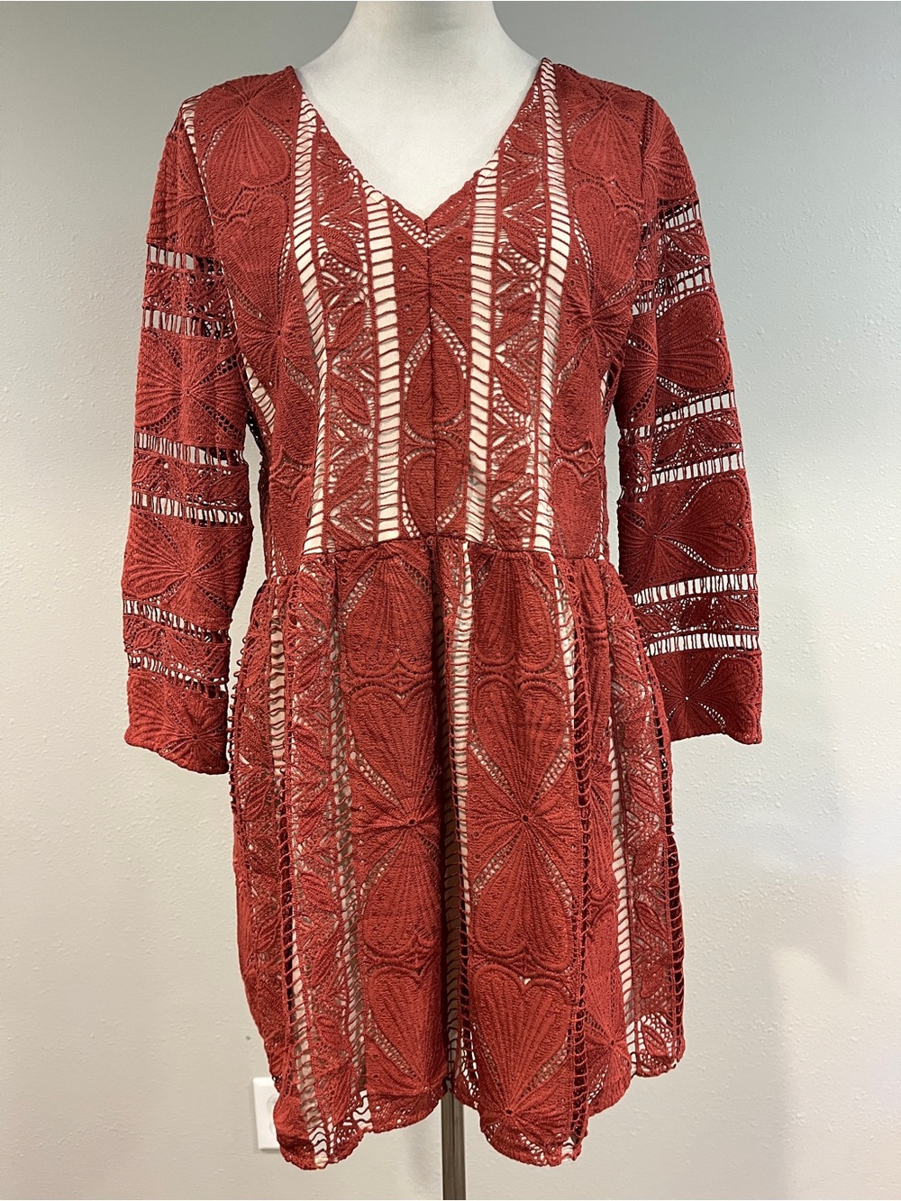 Promesa Rust Crochet Lace V-Neck long sleeves mini Dress size large fall vibes